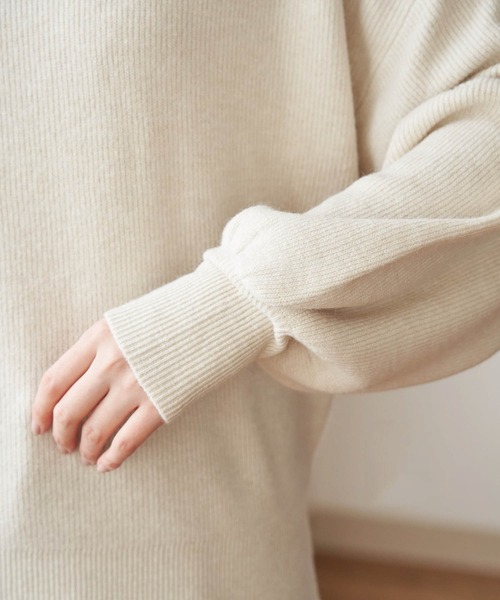 ROPE' PICNIC(ロペピクニック)の「メレンゲニットハイネックプルオーバー(ニット/セーター・レディース・オフホワイト/グリーン系その他2/ブルー系その他4/パープル系その他/イエロー/ブラック・38)」の8枚目の写真