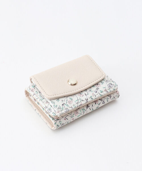 Afternoon Tea(アフタヌーンティー)の「フラワープリントミニ財布(財布・レディース・アイボリー/ピンク・ONE SIZE)」の6枚目の写真