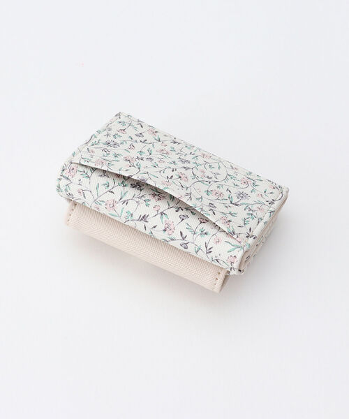 Afternoon Tea(アフタヌーンティー)の「フラワープリントミニ財布(財布・レディース・アイボリー/ピンク・ONE SIZE)」の4枚目の写真