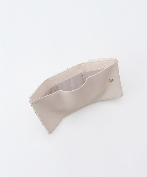 Afternoon Tea(アフタヌーンティー)の「フラワープリントミニ財布(財布・レディース・アイボリー/ピンク・ONE SIZE)」の7枚目の写真