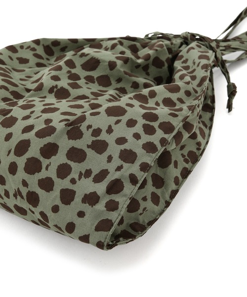 ADAM ET ROPE'（アダムエロペ）の「パッカブルトートバッグ（トートバッグ・レディース・ホワイト/ベージュ/カーキ/キャメル・FREE）」の18枚目の写真