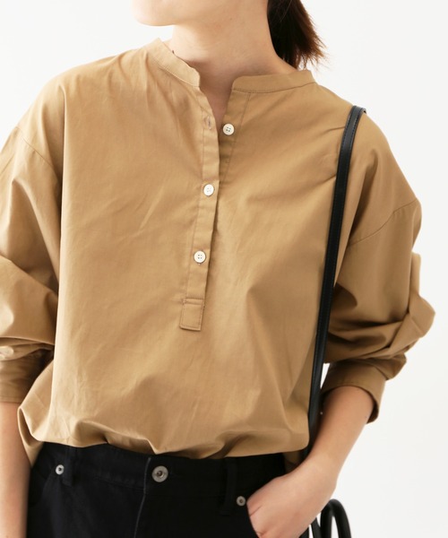 SLOBE IENA（スローブイエナ）の「ブロードギャザーノーカラーシャツ【手洗い可能】◆（シャツ/ブラウス・レディース・ホワイト/ブラック/キャメル・FREE）」の3枚目の写真