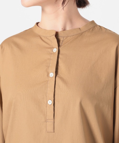 SLOBE IENA（スローブイエナ）の「ブロードギャザーノーカラーシャツ【手洗い可能】◆（シャツ/ブラウス・レディース・ホワイト/ブラック/キャメル・FREE）」の7枚目の写真