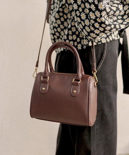 OLIVE des OLIVE（オリーブデオリーブ）の「ボストンバッグ（ショルダーバッグ・レディース・ブラウン/ベージュ/ダークベージュ/ダークブラウン/オフホワイト・FREE）」の3枚目の写真