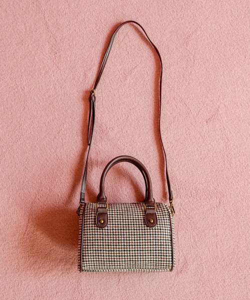 OLIVE des OLIVE（オリーブデオリーブ）の「ボストンバッグ（ショルダーバッグ・レディース・ブラウン/ベージュ/ダークベージュ/ダークブラウン/オフホワイト・FREE）」の4枚目の写真