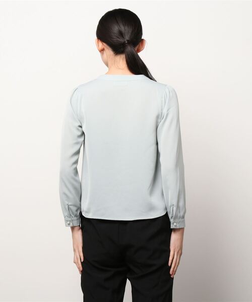 TRUDEA(トルディア)の「防シワ加工パールボタンスキッパーブラウス(シャツ/ブラウス・レディース・ホワイト/ミント・SMALL/MEDIUM/LARGE)」の8枚目の写真