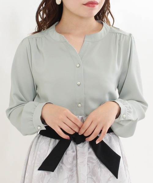 TRUDEA(トルディア)の「防シワ加工パールボタンスキッパーブラウス(シャツ/ブラウス・レディース・ホワイト/ミント・SMALL/MEDIUM/LARGE)」の11枚目の写真