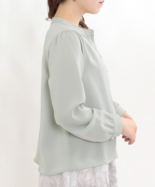 TRUDEA(トルディア)の「防シワ加工パールボタンスキッパーブラウス(シャツ/ブラウス・レディース・ホワイト/ミント・SMALL/MEDIUM/LARGE)」の16枚目の写真