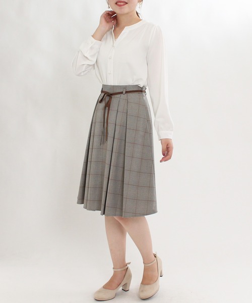 TRUDEA(トルディア)の「防シワ加工パールボタンスキッパーブラウス(シャツ/ブラウス・レディース・ホワイト/ミント・SMALL/MEDIUM/LARGE)」の18枚目の写真