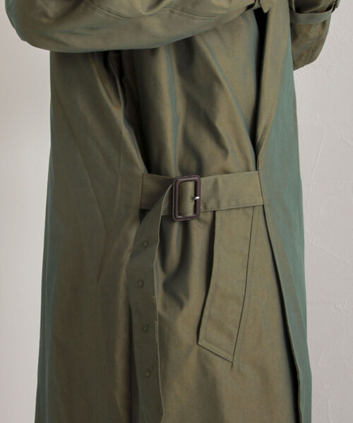 GLOSTER（グロスター）の「【GLOSTER/グロスター】玉虫ギャバ タイロッケンコート（その他アウター・メンズ・カーキ/ブラック・MEDIUM/LARGE）」の8枚目の写真