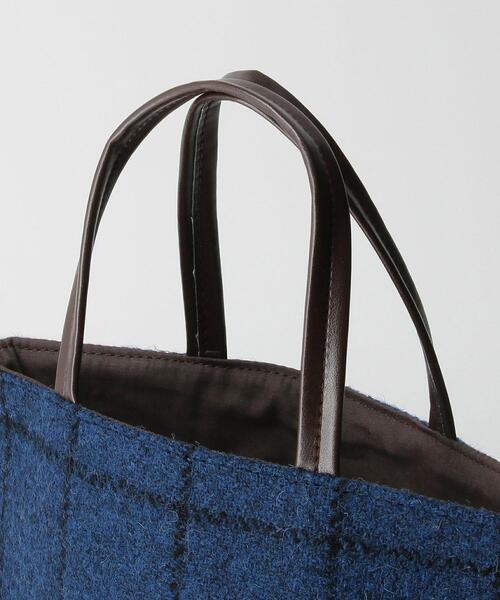 THE STATION STORE（ザ ステーション ストア）の「＜Finissage（フィニサージュ）＞ハリスツイード ミニトートバッグ（トートバッグ・レディース・ブラック/ネイビー/コバルトブルー・FREE）」の5枚目の写真