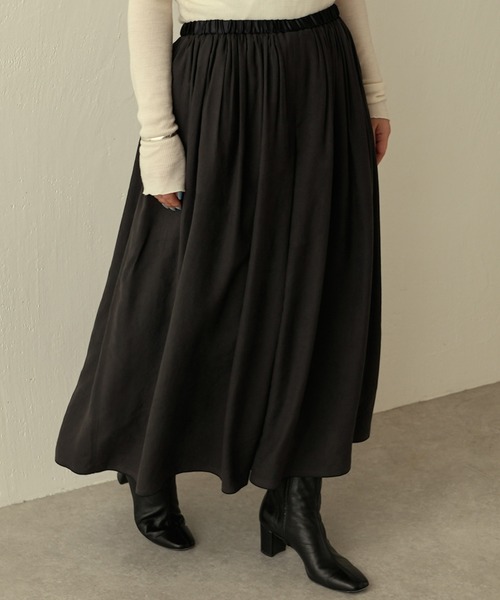 BEARDSLEY（ビアズリー）の「マットな質感 スエードシワシフォンギャザーパンツ（その他パンツ・レディース・グレイッシュベージュ/ブラック・1/0）」の9枚目の写真