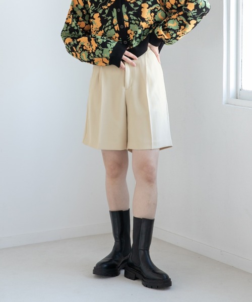 LOWRYS FARM（ローリーズファーム）の「ツイルショートパンツ　260919（その他パンツ・レディース・ブラック/イエロー/アイボリー・FREE）」の2枚目の写真