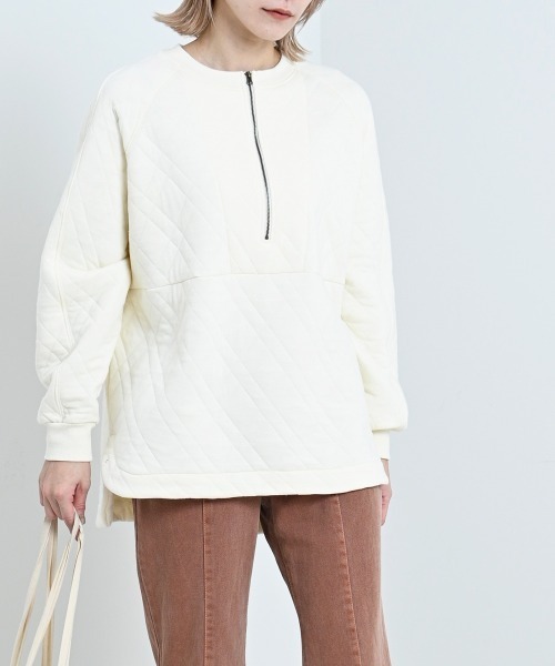 LUPILIEN(ルピリアン)の「【LUPILIEN】カットキルティングハーフジッププルオーバー(Tシャツ/カットソー・レディース・アイボリー/ライトカーキ/グレイッシュベージュ・FREE)」の4枚目の写真