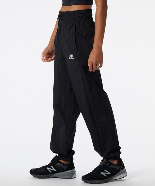 NEW BALANCE(ニューバランス)の「NB Athletics アンプリファイドウーブンロングパンツ(その他パンツ・レディース・ブラック・SMALL/MEDIUM/LARGE/X-LARGE)」の3枚目の写真