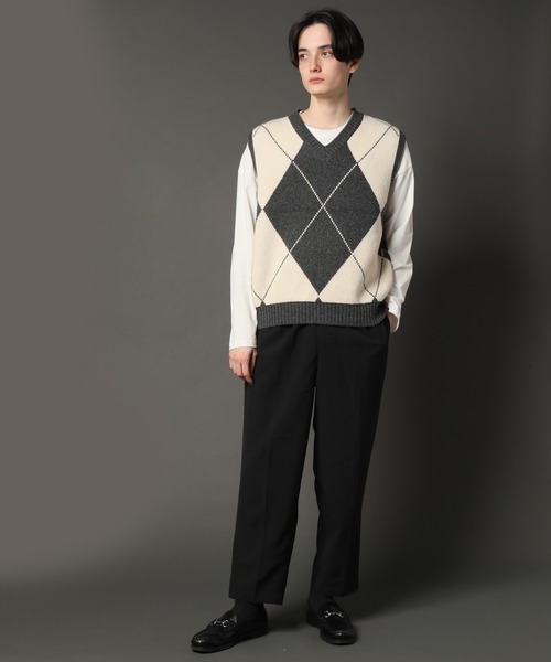 CORPUS　SELECT（コーパストーキョー）の「Oversized Argyle Knit Vest/ビッグシルエット アーガイルチェック ニットベスト（ベスト・メンズ・ブラック/グレー・FREE）」の8枚目の写真