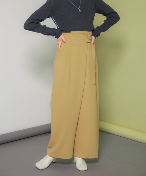 KBF(ケイビーエフ)の「ウエストベルトデザインパンツ(その他パンツ・レディース・ネイビー/アイボリー/ベージュ・ONE)」の18枚目の写真