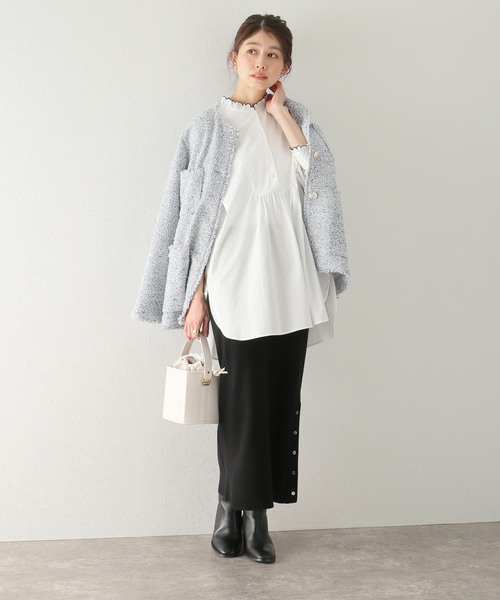 La TOTALITE（ラトータリテ）の「スカラップ襟ロングシャツ（シャツ/ブラウス・レディース・ホワイト/サックスブルー・FREE）」の3枚目の写真