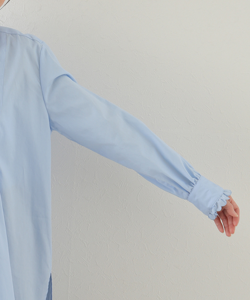 La TOTALITE（ラトータリテ）の「スカラップ襟ロングシャツ（シャツ/ブラウス・レディース・ホワイト/サックスブルー・FREE）」の17枚目の写真