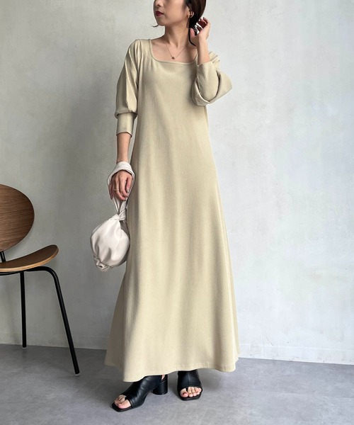 CAPRICIEUX LE'MAGE（カプリシューレマージュ）の「〈Sサイズ追加〉リブパフスリーブマキシワンピース（ワンピース・レディース・チャコールグレー/ホワイト系その他/グリーン系その他・FREE/S）」の3枚目の写真