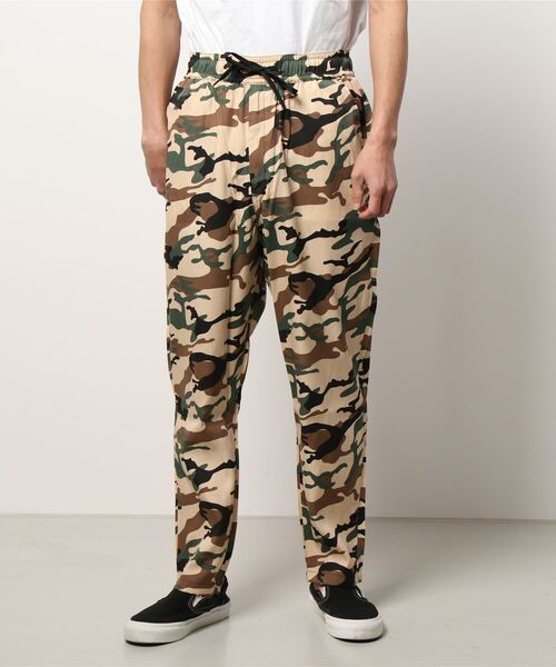 STYLEBLOCK(スタイルブロック)の「無地総柄ワイドシェフパンツ(その他パンツ・メンズ・カモフラージュ/グレー系その他/ネイビー/カーキ/ベージュ系その他/ワンウォッシュ/ブラック/ブルー系その他/ホワイト/ダークブラウン/ベージュ/ブラック系その他/インディゴブルー/グレー/ブルー系その他2/ナチュラル・L/M/LL)」の16枚目の写真