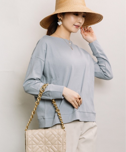 ELVENCE DEUX(エルベンスドゥ)の「テレコボートネックPO(Tシャツ/カットソー・レディース・ブラック/グレー/オフホワイト/サックスブルー・FREE)」の4枚目の写真