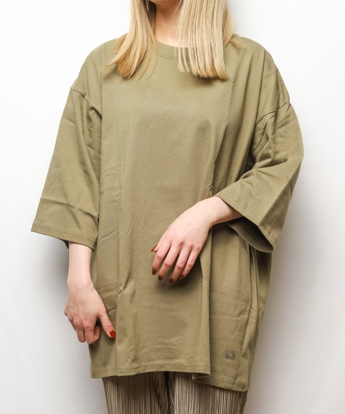 FRUIT OF THE LOOM(フルーツオブザルーム)の「【78】【FRUIT OF THE LOOM】7oz HEAVY WEIGHT BIG T(Tシャツ/カットソー・レディース・ホワイト/ブラック/杢グレー/カーキ・MEDIUM/LARGE/X-LARGE)」の18枚目の写真