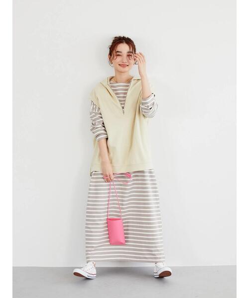 AMERICAN HOLIC（アメリカンホリック）の「ハーフZIPフードポンチベスト（ベスト・レディース・ライトベージュ/ダークネイビー・FREE）」の10枚目の写真