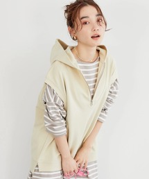 ハーフZIPフードポンチベスト