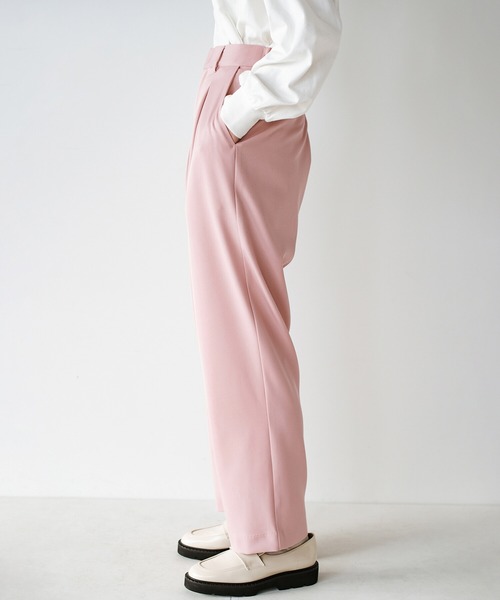 haco!（ハコ）の「脚はすらっと見せつつ気分はルンっと高めてくれる　Tシャツも映える楽ちんカラーパンツ by who made me（その他パンツ・レディース・イエロー/グリーン/ピンク/パープル/ローズ/ライトパープル/スモークピンク/グレイッシュブルー・SMALL/MEDIUM/LARGE/X-LARGE）」の13枚目の写真