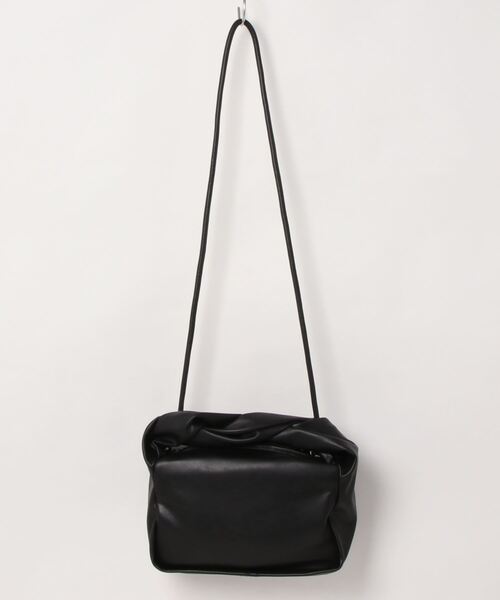 DouDou（ドゥドゥ）の「ツイストハンドルミニバッグ（ショルダーバッグ・レディース・ブラック/イエロー/アイボリー・FREE）」の17枚目の写真