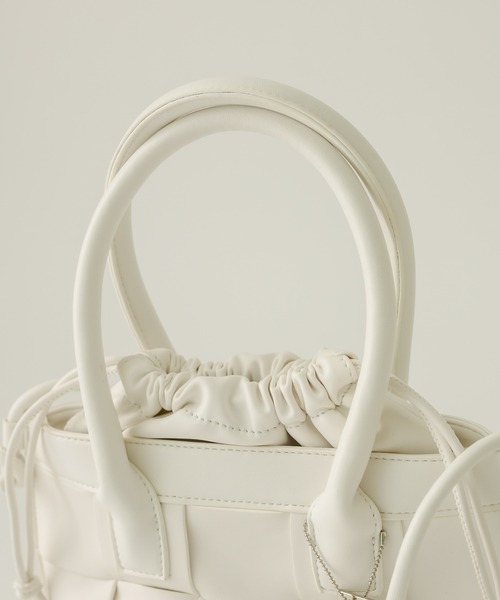 loti（ロティ）の「WEB限定 loti メッシュ巾着ショルダーBAG（ショルダーバッグ・レディース・オフホワイト/ブラック/グリーン・FREE）」の14枚目の写真