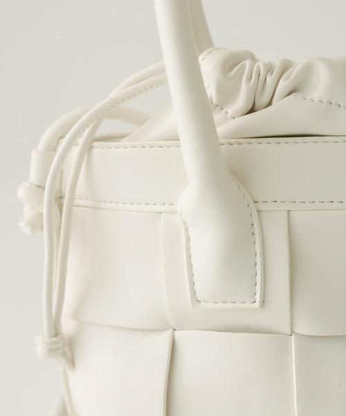 loti（ロティ）の「WEB限定 loti メッシュ巾着ショルダーBAG（ショルダーバッグ・レディース・オフホワイト/ブラック/グリーン・FREE）」の17枚目の写真