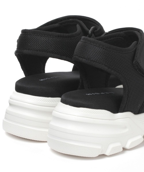 LEPSIM（レプシィム）の「スニーカーソールサンダル　285240（サンダル・レディース・ブラウン/ブラック・LARGE/MEDIUM）」の13枚目の写真