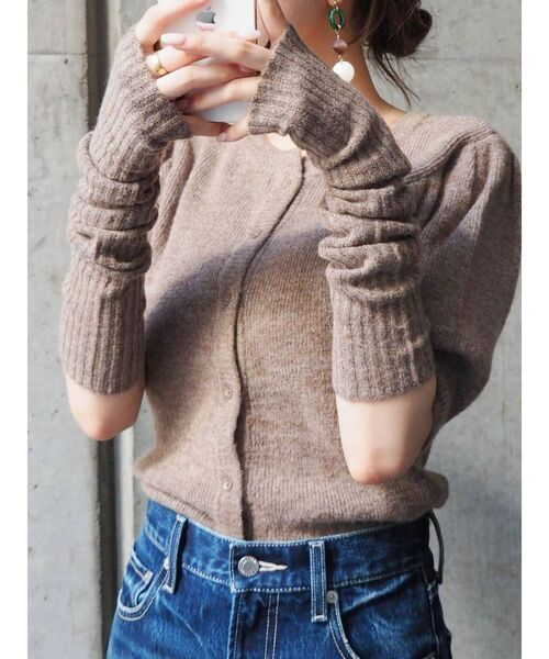 EVRIS（エヴリス）の「アームウォーマーニットトップス（ニット/セーター・レディース・ブラック/ブラウン/カーキ・FREE）」の2枚目の写真