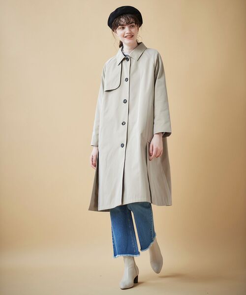 le.coeur blanc（ルクールブラン）の「テントラインステンカラーコート（ステンカラーコート・レディース・ベージュ/ネイビー・38）」の11枚目の写真