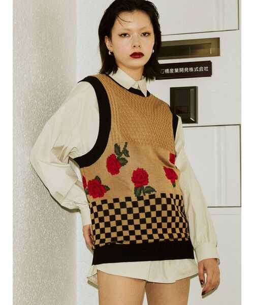 jouetie(ジュエティ)の「ノースリーブニット(ニット/セーター・レディース・ベージュ・MEDIUM)」の6枚目の写真