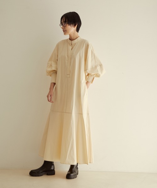SALON adam et rope'（サロン アダム エ ロペ）の「【WEB限定】配色ステッチマーメイドシャツワンピース（シャツワンピース・レディース・ブラック/ベージュ・FREE）」の18枚目の写真