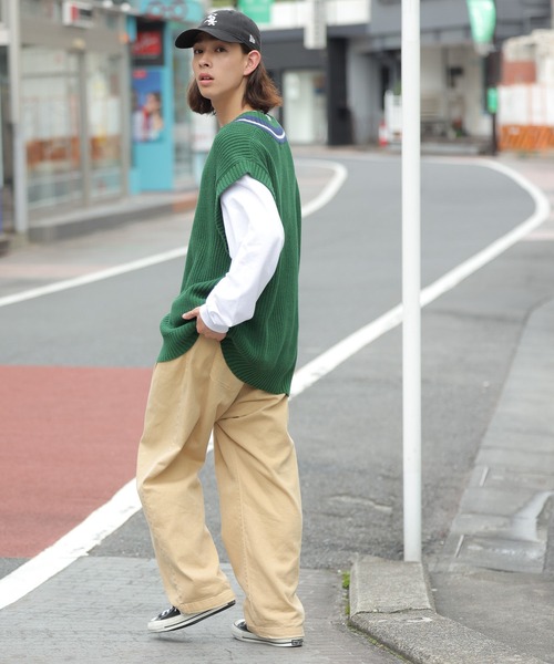 WEGO(ウィゴー)の「WEGO/ラインチルデンニットベスト(ベスト・メンズ・ホワイト/ベージュ/ダークグリーン・MEDIUM/LARGE)」の17枚目の写真