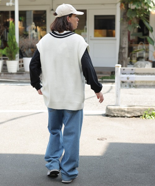 WEGO(ウィゴー)の「WEGO/ラインチルデンニットベスト(ベスト・メンズ・ホワイト/ベージュ/ダークグリーン・MEDIUM/LARGE)」の7枚目の写真