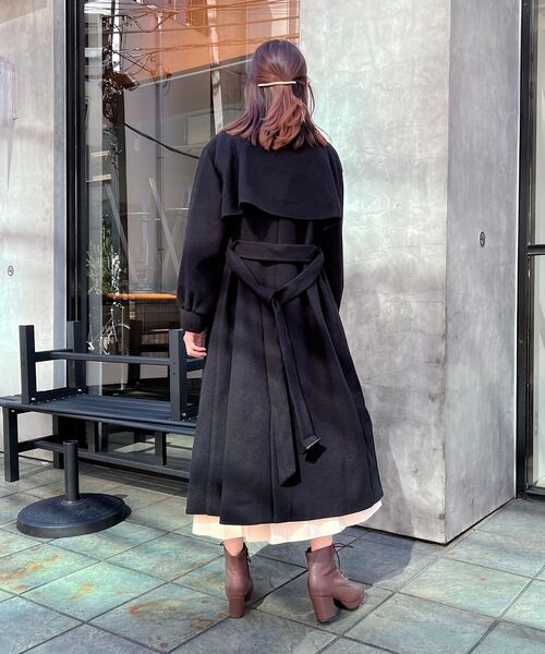 MAJESTIC LEGON（マジェスティックレゴン）の「バックデザインチェスターコート（チェスターコート・レディース・ブラック/アイボリー/モカ・SMALL/MEDIUM）」の14枚目の写真