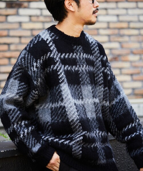 FREAK'S STORE（フリークスストア）の「WEB限定 ビッグシルエット モヘヤタッチ チェック柄 クルーネック シャギーニット/セーター（ニット/セーター・メンズ・ブラック/ブラウン/ネイビー・SMALL/MEDIUM/LARGE）」の4枚目の写真
