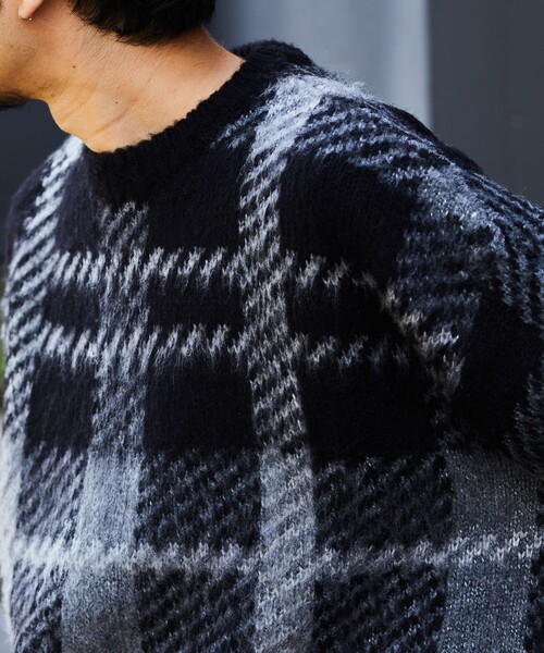 FREAK'S STORE（フリークスストア）の「WEB限定 ビッグシルエット モヘヤタッチ チェック柄 クルーネック シャギーニット/セーター（ニット/セーター・メンズ・ブラック/ブラウン/ネイビー・SMALL/MEDIUM/LARGE）」の7枚目の写真