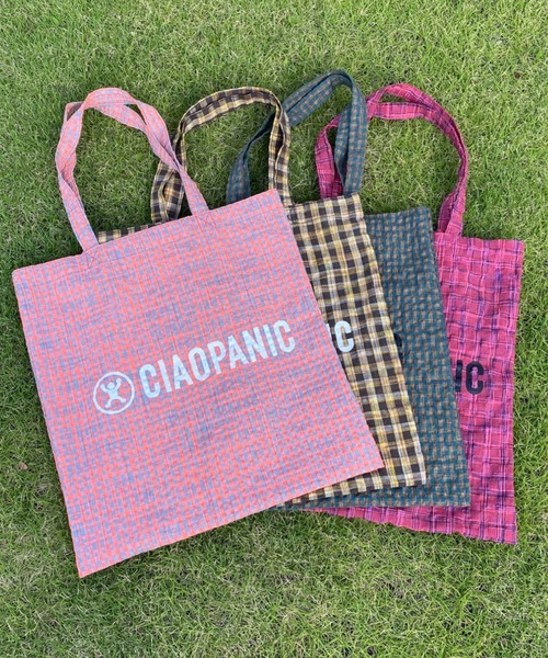 CIAOPANIC（チャオパニック）の「CIAOPANICぽこぽこチェックトートバッグ（トートバッグ・レディース・グリーン/イエロー/サーモンピンク/ピンク・FREE）」の7枚目の写真