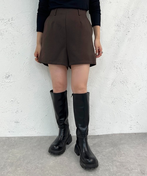 apres jour mignon(アプレジュールミニョン)の「ハイウエストショートパンツ【ZOZOTOWN限定アイテム】(その他パンツ・レディース・ダークブラウン/ベージュ系その他/ブラック・X-LARGE/フリー)」の16枚目の写真