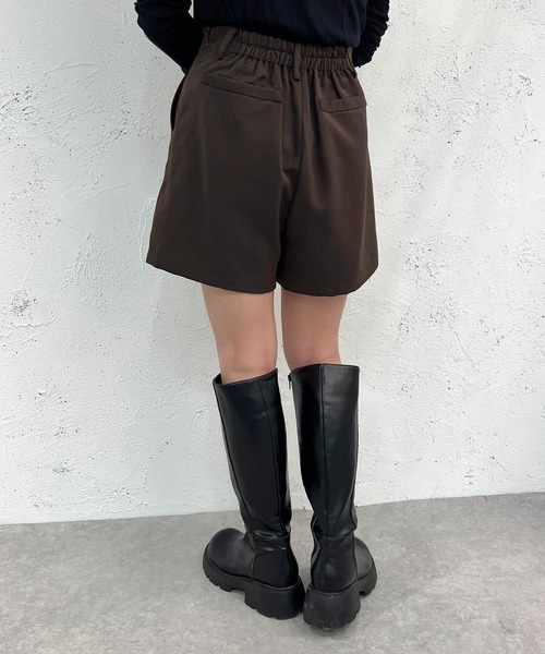 apres jour mignon(アプレジュールミニョン)の「ハイウエストショートパンツ【ZOZOTOWN限定アイテム】(その他パンツ・レディース・ダークブラウン/ベージュ系その他/ブラック・X-LARGE/フリー)」の17枚目の写真
