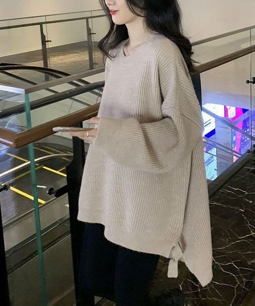 gossip!ロサンゼルス(ゴシップロサンゼルス)の「サイトスリットニットトップス(ニット/セーター・レディース・ブルー/ベージュ/マスタード・FREE)」の5枚目の写真