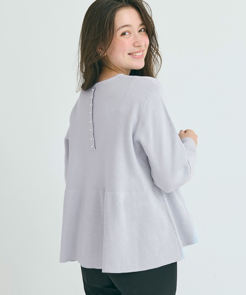 coca（coca）（コカ）の「【WEB限定セール】バックパールフレアニット（ニット/セーター・レディース・ブラック/グレー/ベージュ/アイボリー/ライトグレー/チャコール/ネイビー/ライトブルー・M/L/XL/S）」の7枚目の写真