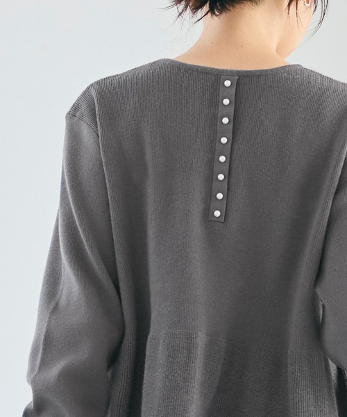 coca（coca）（コカ）の「【WEB限定セール】バックパールフレアニット（ニット/セーター・レディース・ブラック/グレー/ベージュ/アイボリー/ライトグレー/チャコール/ネイビー/ライトブルー・M/L/XL/S）」の20枚目の写真