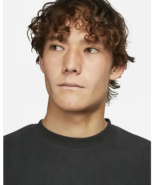 NIKE（ナイキ）の「NIKE/ナイキ フリーストレーナー ビッグロゴトレーナー/クルーネックスウェット 起毛トレーナー/クラブ+フリース ウィンタライズド クルーネック/セットアップ対応/DQ4895-010（スウェット・メンズ・ブラック・XL/2XL/L/M）」の6枚目の写真